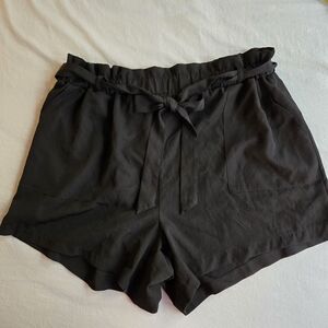 Dizzy Lizzy 3XL High Paperbag Waist Black Shorts